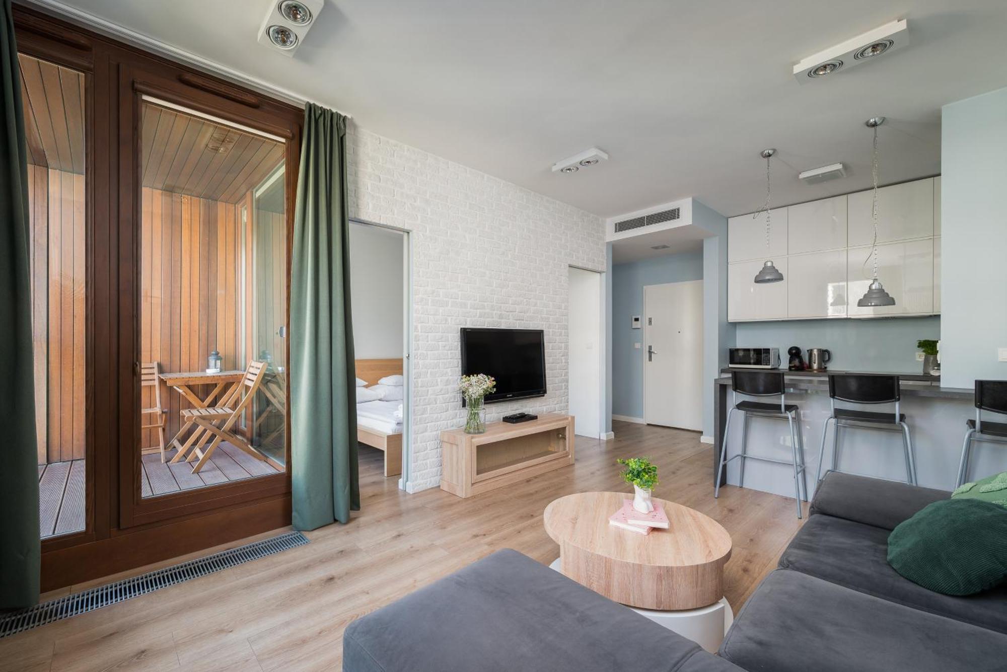 Go - Aparthotel Varšava